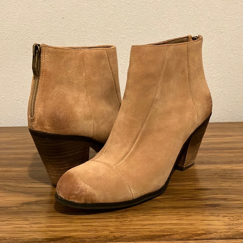 Vince Camuto Women's Gorgan Booties Women's Shoes